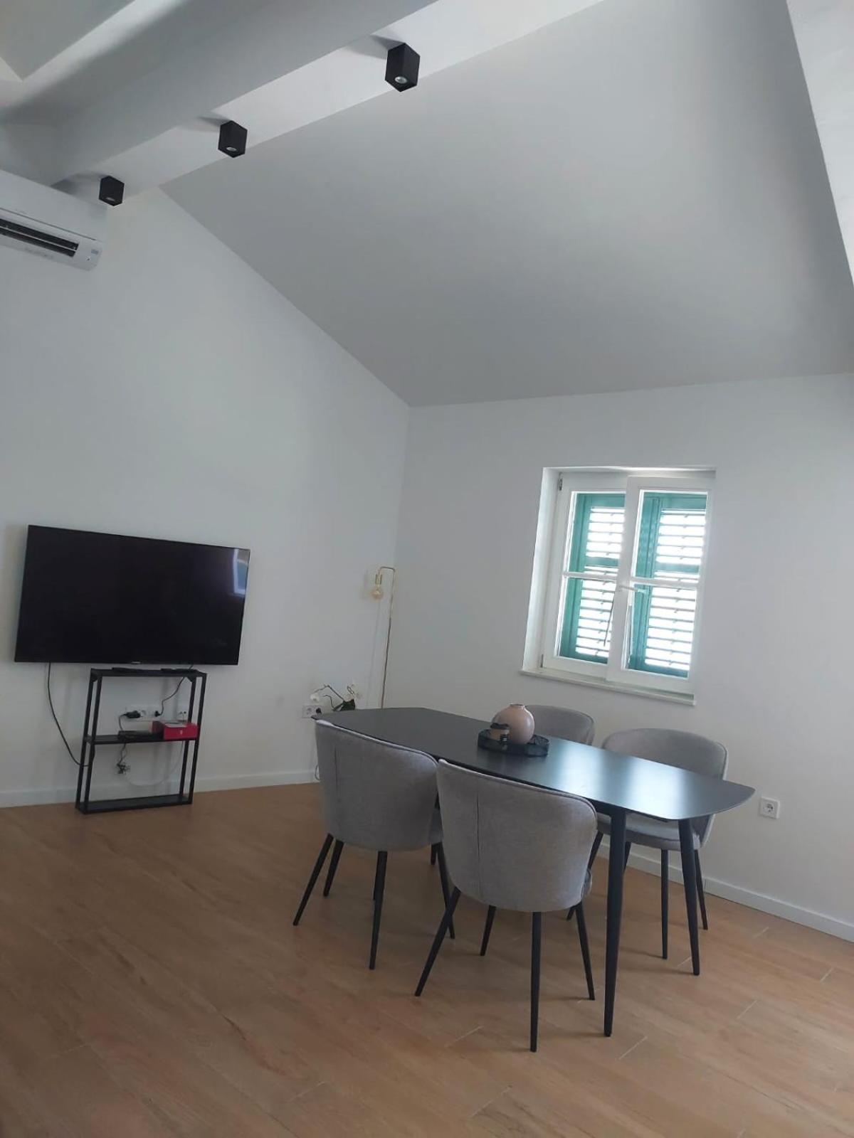 Apartament Sustina Tribalj Zewnętrze zdjęcie